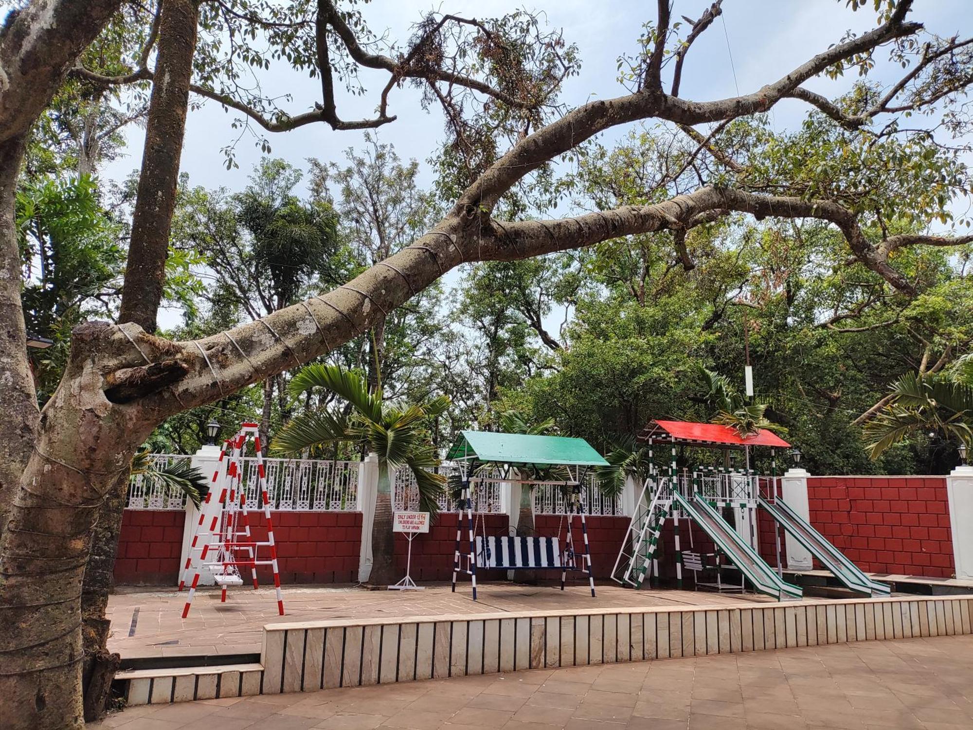 Jaffer Bhai'S Brickland Hotel Panchgani Luaran gambar
