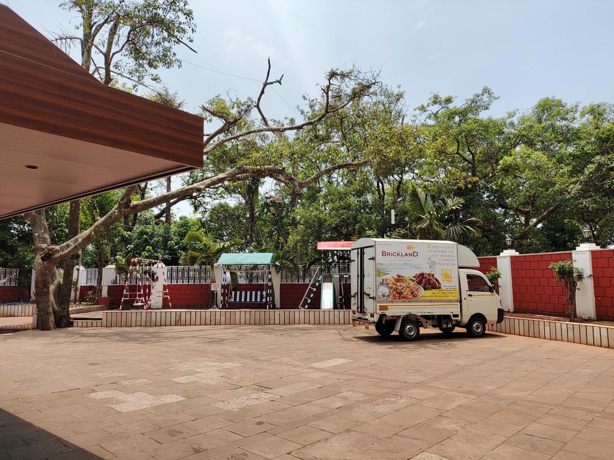 Jaffer Bhai'S Brickland Hotel Panchgani Luaran gambar