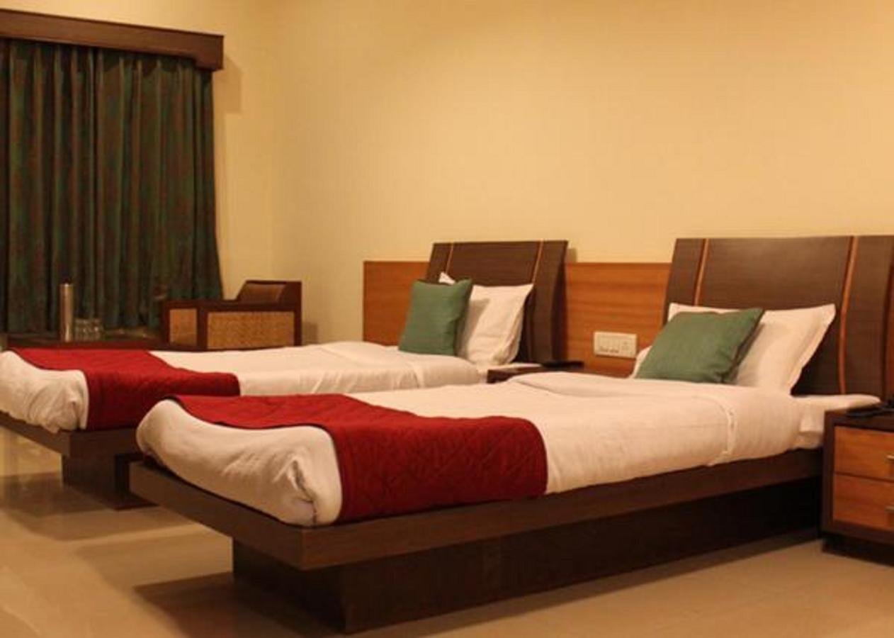 Jaffer Bhai'S Brickland Hotel Panchgani Luaran gambar