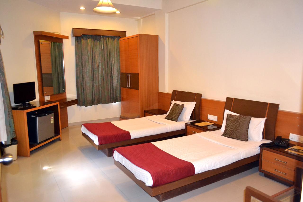 Jaffer Bhai'S Brickland Hotel Panchgani Luaran gambar
